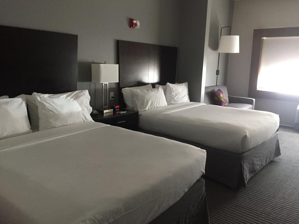 Holiday Inn Express And Suites Tahlequah By Ihg Exterior foto
